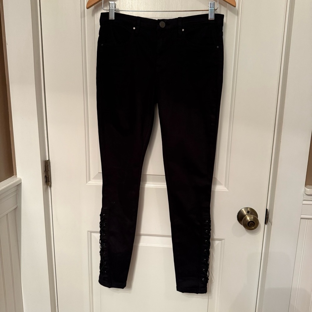 BLANK NYC JEANS BLACK DENIM SKINNY CRISSCROSS TIE ACCENT LEG SIZE 27